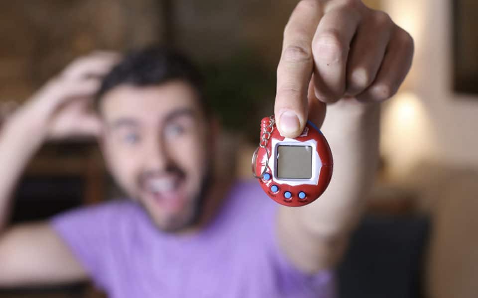 tamagotchi retro rojo